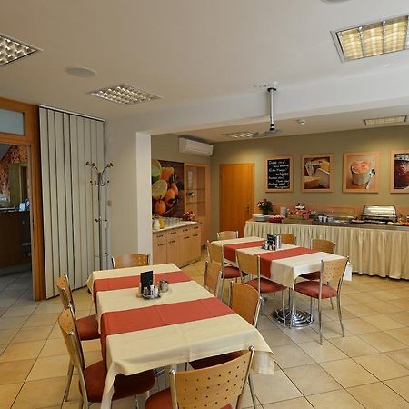 Hotel Vaka Brünn  Kültér fotó